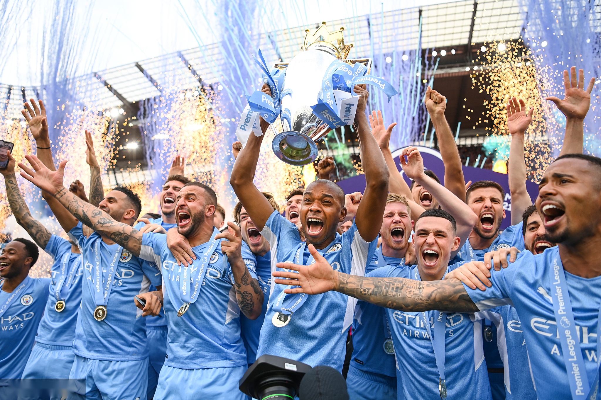 这些年轻的 这些年轻的