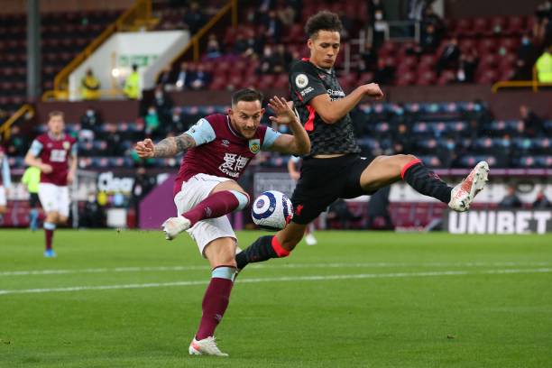 球迷间的情 球迷间的情